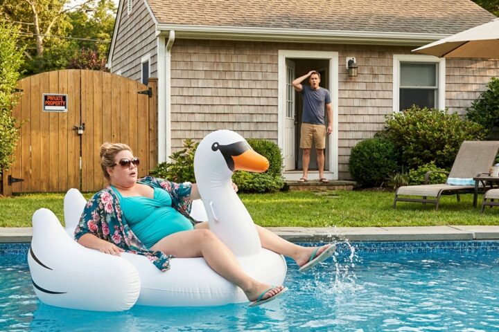 Karen Climbed Into Her Neighbor’s Private Pool—Then Claimed the HOA Gave Her the Right to Swim There